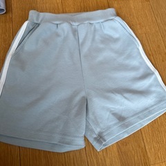 キッズ150   スカート　ショートパンツの画像