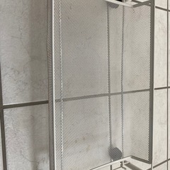 【IKEA】ワゴン　メッシュ　キッチンワゴン　ホールナヴァンの画像