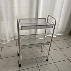 【IKEA】ワゴン　メッシュ　キッチンワゴン　ホールナヴァンの画像