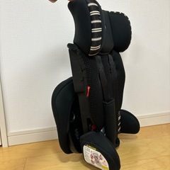 日本育児折りたためるチャイルドシート♩ジュニアシート簡単取り付け持ち運び楽々♩定価1.4万の画像