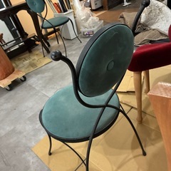 アイアン　アンティーク椅子2脚の画像