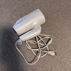 【中古】ヘアアイロン(ストレート)、ヘアドライヤー(Panasonic) 2点セットの画像
