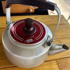 昭和　　お湯を沸かすやかんの画像