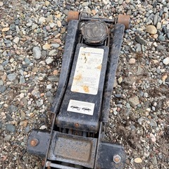 ３ｔジャッキの画像