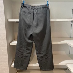 GU パンツ
の画像