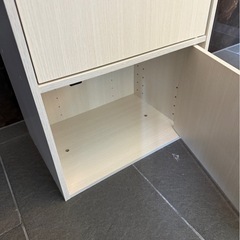 3段収納棚 　ニトリ　収納ボックス　扉付きカラーボックスの画像