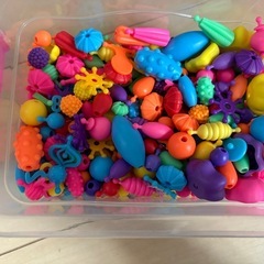 ビーズ連結　おもちゃ
の画像