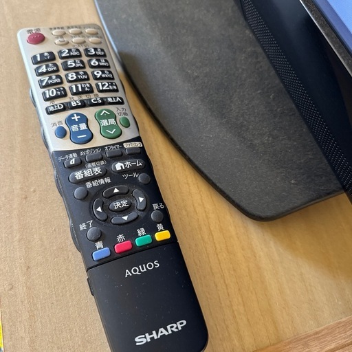 シャープ　　SHARP アクオス LED 液晶テレビ リモコン付