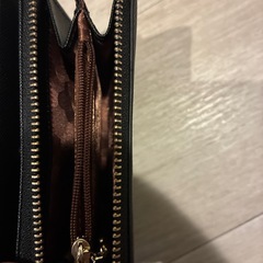 本日限定価格　二つ折り財布の画像