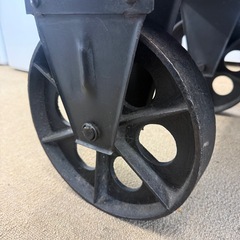 JOURNAL STANDARD Furniture　BRUGES DOLLYテーブルの画像