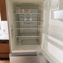 TOSHIBA 冷蔵庫410L 
4/3取りに来れる方値段もう少しお安くできます！の画像