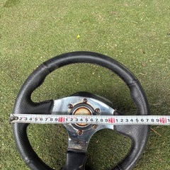 謎の小径ステアリングの画像
