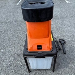 【動作確認済み】YARD FORCE 電動ガーデンシュレッダー ブレードシュレッダー 1450W 最大Φ45mm 枝粉砕機 の画像