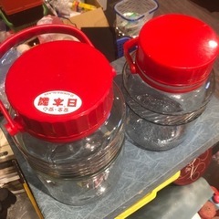 果実酒瓶2個の画像