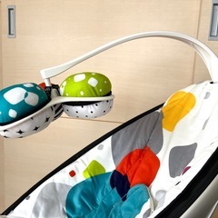 電動バウンサー「mamaroo」ママルー の画像