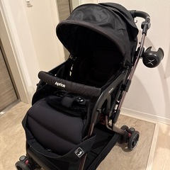 アプリカ、ベビーカーの画像