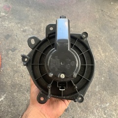 17エブリイ　ブロアモーター　中古の画像