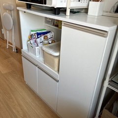 キッチン棚の画像