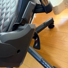 チェアー
の画像