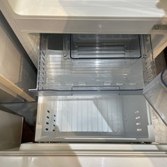 配達可【ヤマダ】冷蔵庫159L★2025年製 クリーニング済み/6ヶ月保証付き★100Lクラス【管理番号0402】野の画像