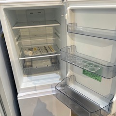 配達可【ヤマダ】冷蔵庫159L★2025年製 クリーニング済み/6ヶ月保証付き★100Lクラス【管理番号0402】野の画像