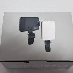 新品 スマホ用LEDライト D6 撮影用 付属品完備の画像