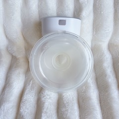 BabySmile ハンズフリー 電動さく乳器 E-401の画像