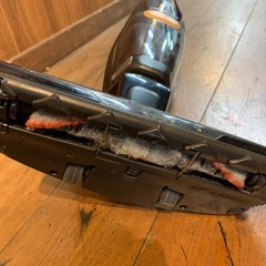 Electrolux コードレスクリーナー　ERGORAPIDO 充電器付属の画像