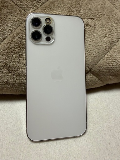 iPhone12pro シルバー 
256ギガ 格安