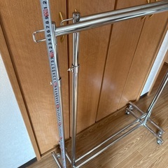 ニトリのハンガーラック2本セットの画像