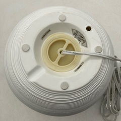 【注目お買い得品♪】ニトリ 陶器製の素敵なテーブルランプ　球形ランプ　SPACEの画像