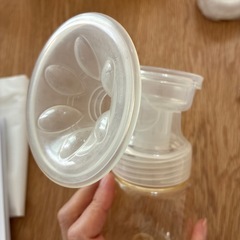 izxi イツクシ　電動搾乳機の画像