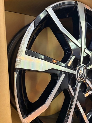 60プリウス　PHEV 純正19インチホイール　1本
