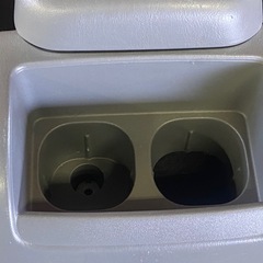 ※　ハイエース　TOYOTA トヨタ　純正コンソールボックスの画像