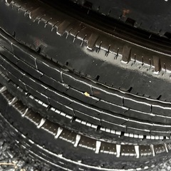 195/75R15 ダイナ　トヨタ　２トン　トラック　夏タイヤ　4本セットの画像