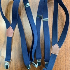 【新品同様】子供用　蝶ネクタイとサスペンダーの画像