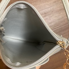 スマホショルダーバッグの画像