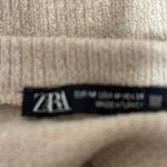 ZARA    カットソーの画像