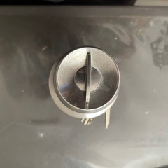 ステンレス製 玄関ドア用 ノブ式錠前セット（鍵付き）の画像