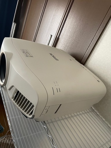 プロジェクター