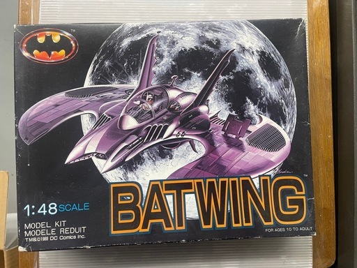 1989年製 バットマン バットウイング 1/48スケール プラモデル