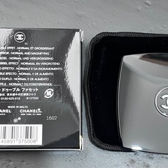 CHANELコンパクト ミラーの画像