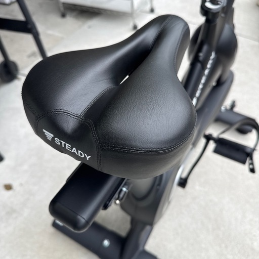 ステディ　スピンバイク/エアロバイク　マット付き