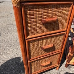【美品】ラタン（籐）家具 3点セット チェスト2台＋棚1台 昭和レトロ アジアン家具 の画像