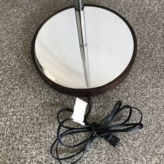 スタンド照明  フロアライト  ３灯  角度変更/可  やわらか照明  レトロ  照明  インテリアの画像