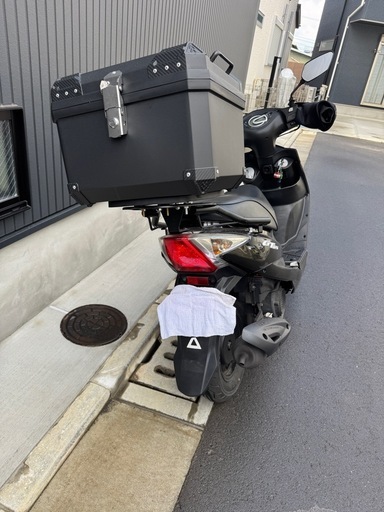 SYM GT125 実働中古車　リアキャリアつき　タイヤ後輪新品　バッテリー新品