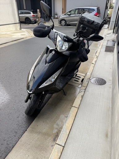 SYM GT125 実働中古車　リアキャリアつき　タイヤ後輪新品　バッテリー新品