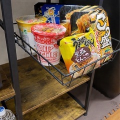 レンジラック キッチンラック レンジ台 コンセント付き 収納棚あり ヴィンテージ調の画像