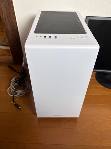 【引き渡し場所ご相談ください】Windows デスクトップパソコン　モニター付けます　　高スペックゲーミングPC
