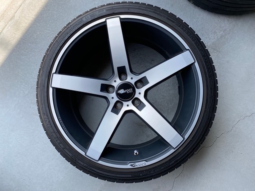 Brock B35 19インチ 8.5J+45 PCD114.3 4本